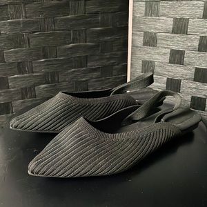 Cuccoo Pointed Toe Slingback Flats. Size 8/39.